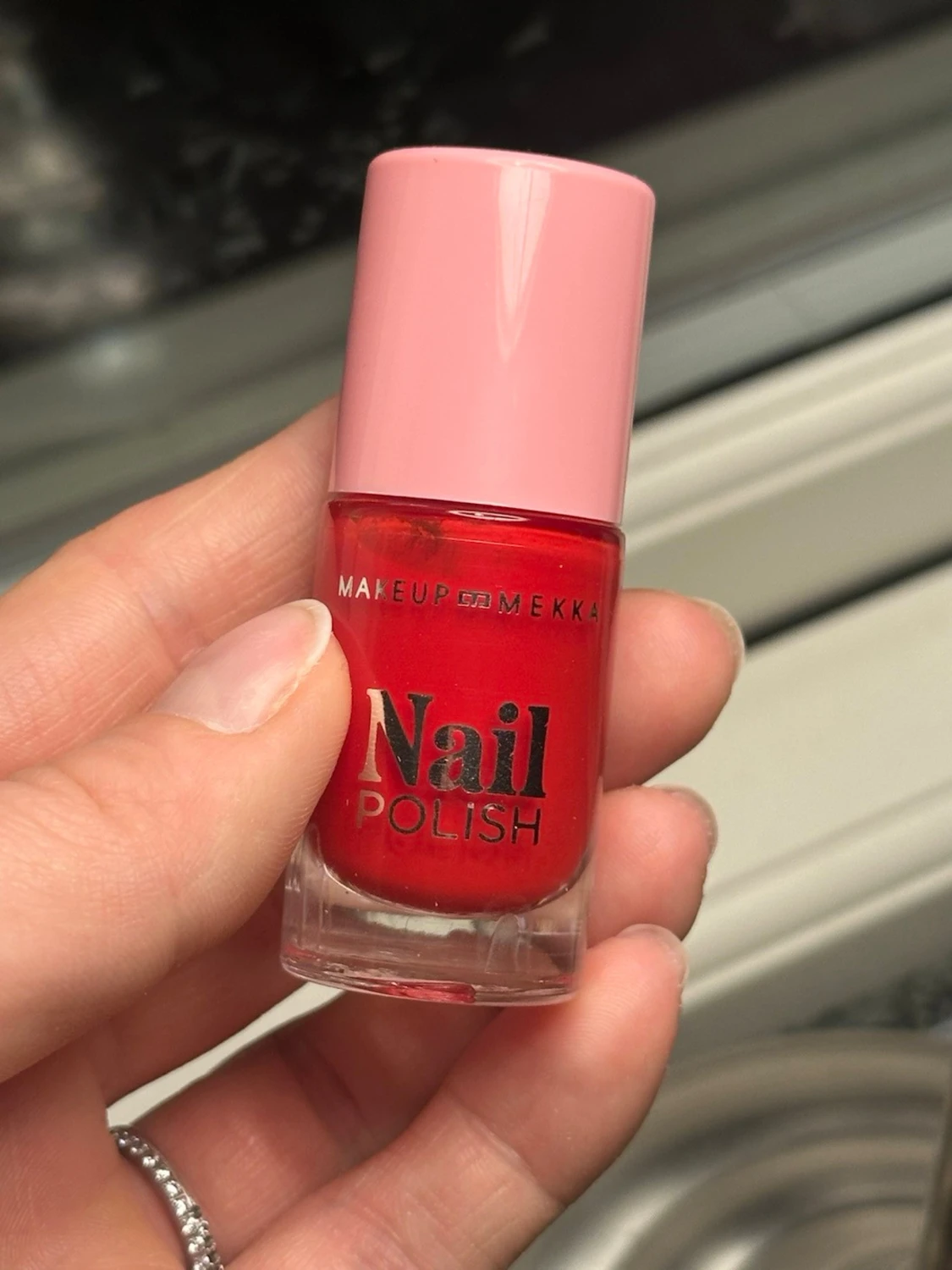 Rött nagellack Makeup Mekka