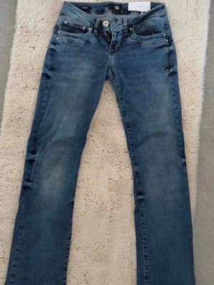 LTB jeans - Snygga lågmidjade jeans från LTB i storlek 24/32. Oanvänd med lapp kvar 