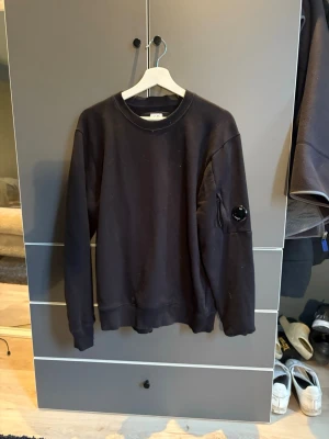 CP company Tröja - I bra skick inte använd mycket 
