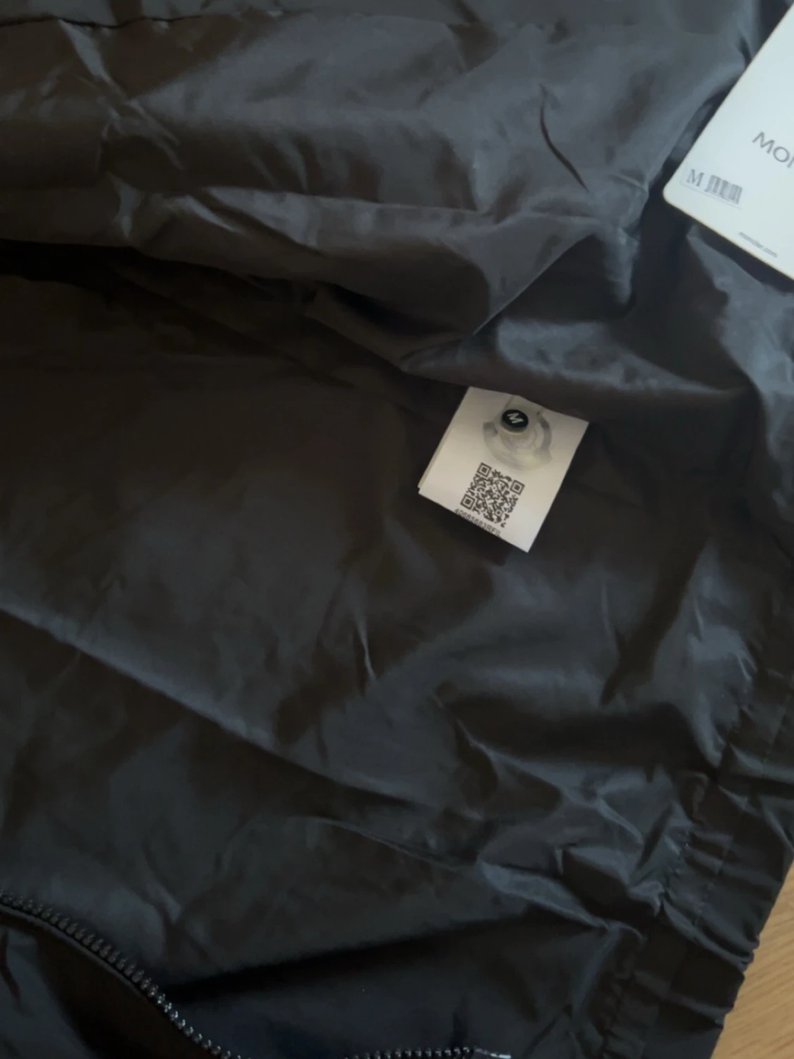 Svart vindjacka från Monclerr - 1