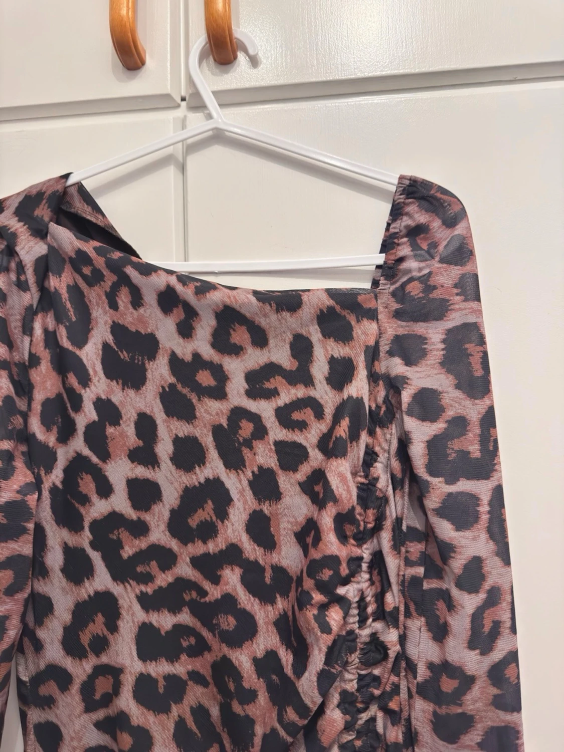 Lång leopardmönstrad klänning - 1