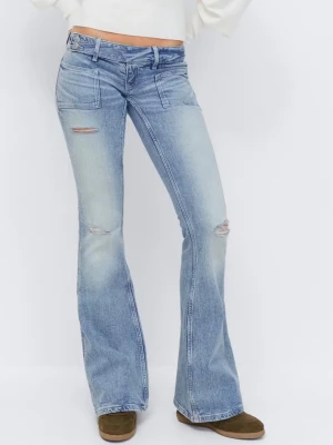 Jeans - Säljer gina jeans köpte för 400 kr säljer för 300 kr, pristlappen kvar, ALDRIG använda pga dom passade inte och returtiden har gått ut