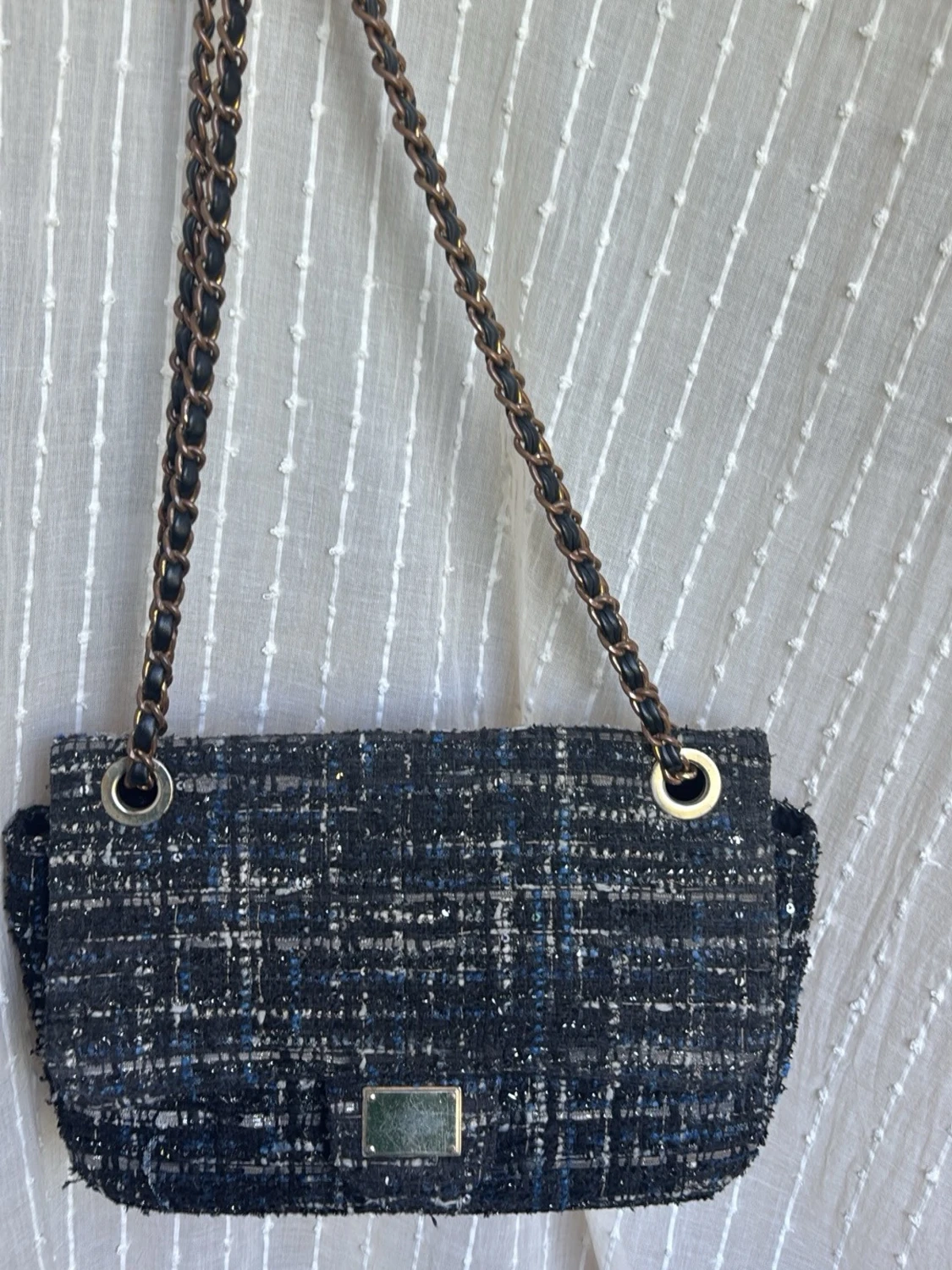 Mörkblå tweed handväska med kedja