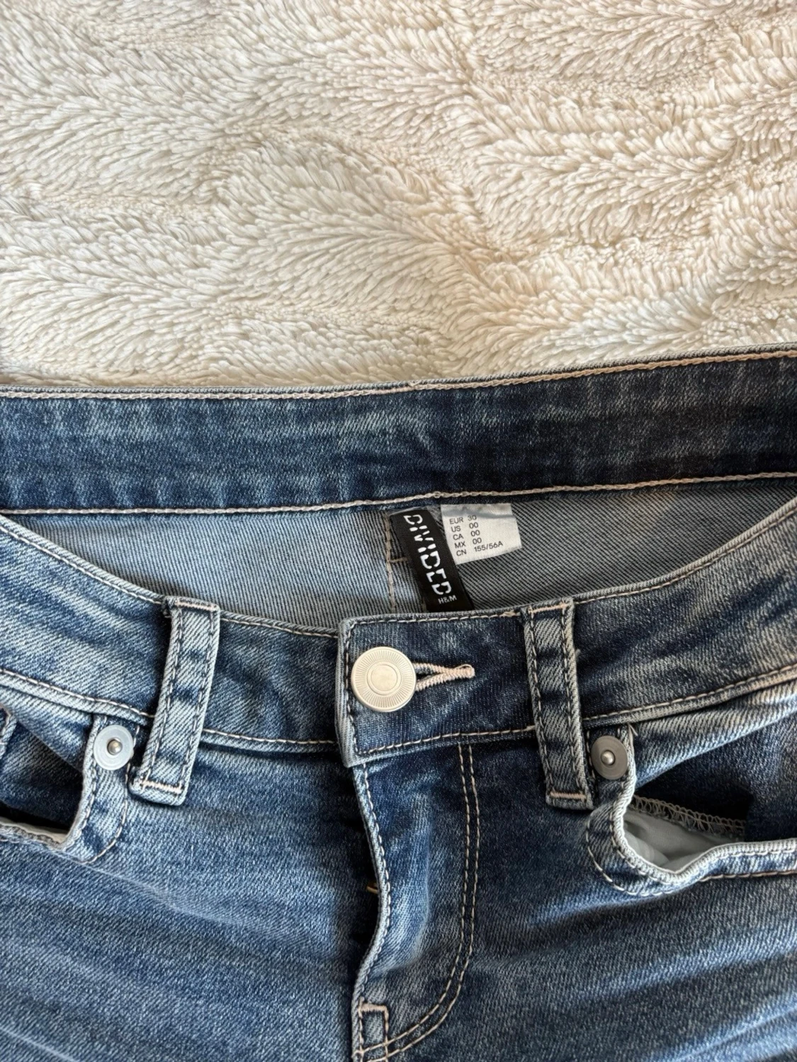 Blå flare low jeans  - 2