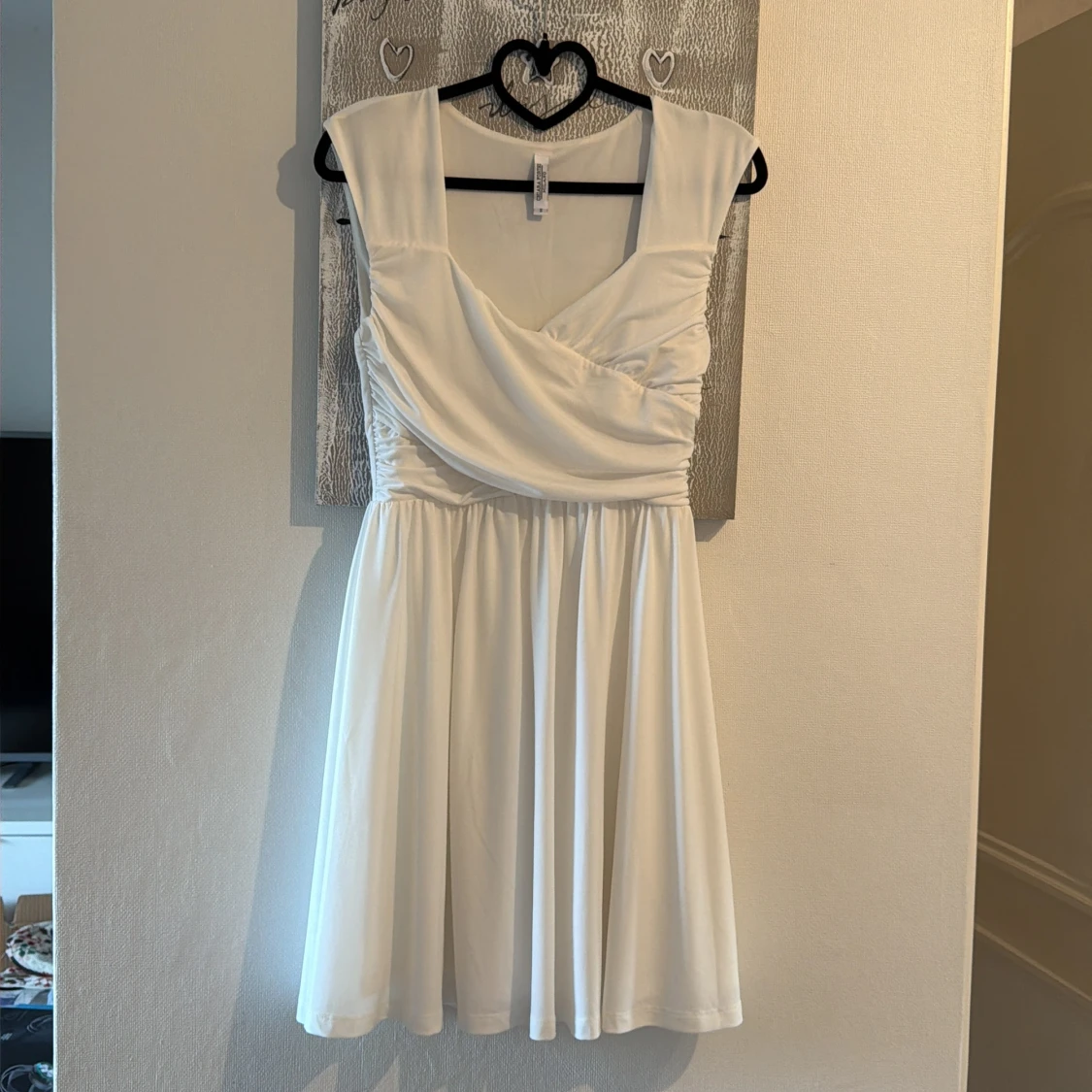 Vit kort klänning 