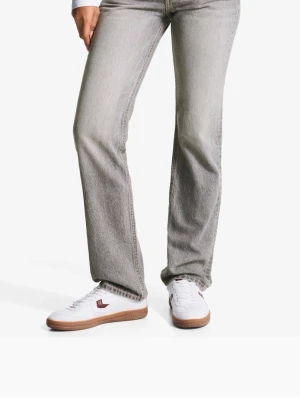 Grå raka jeans från bershka  - Säljer ett par grå raka jeans från Bershka med klassisk och normal passform. 