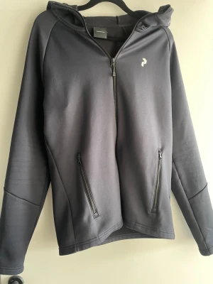 Peak performance flice tröja  - Skriv för frågor 