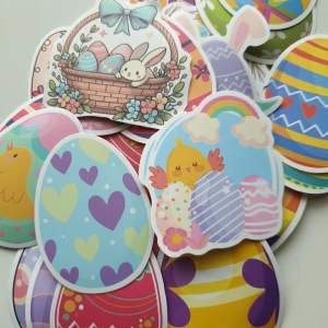 25st påskägg, påsk klistermärken/stickers - Klistermärken/stickers Motiv: påskägg Antal: 25st Skick: ny/oanvänd  Kul att använda till pyssel, scrapbooking och annat. Kan tex användas till att dekorera din bärbara dator, anteckningsbok, resväska, etc.  #klistermärken #stickers #srapbooking #pyssel #påsk #ägg