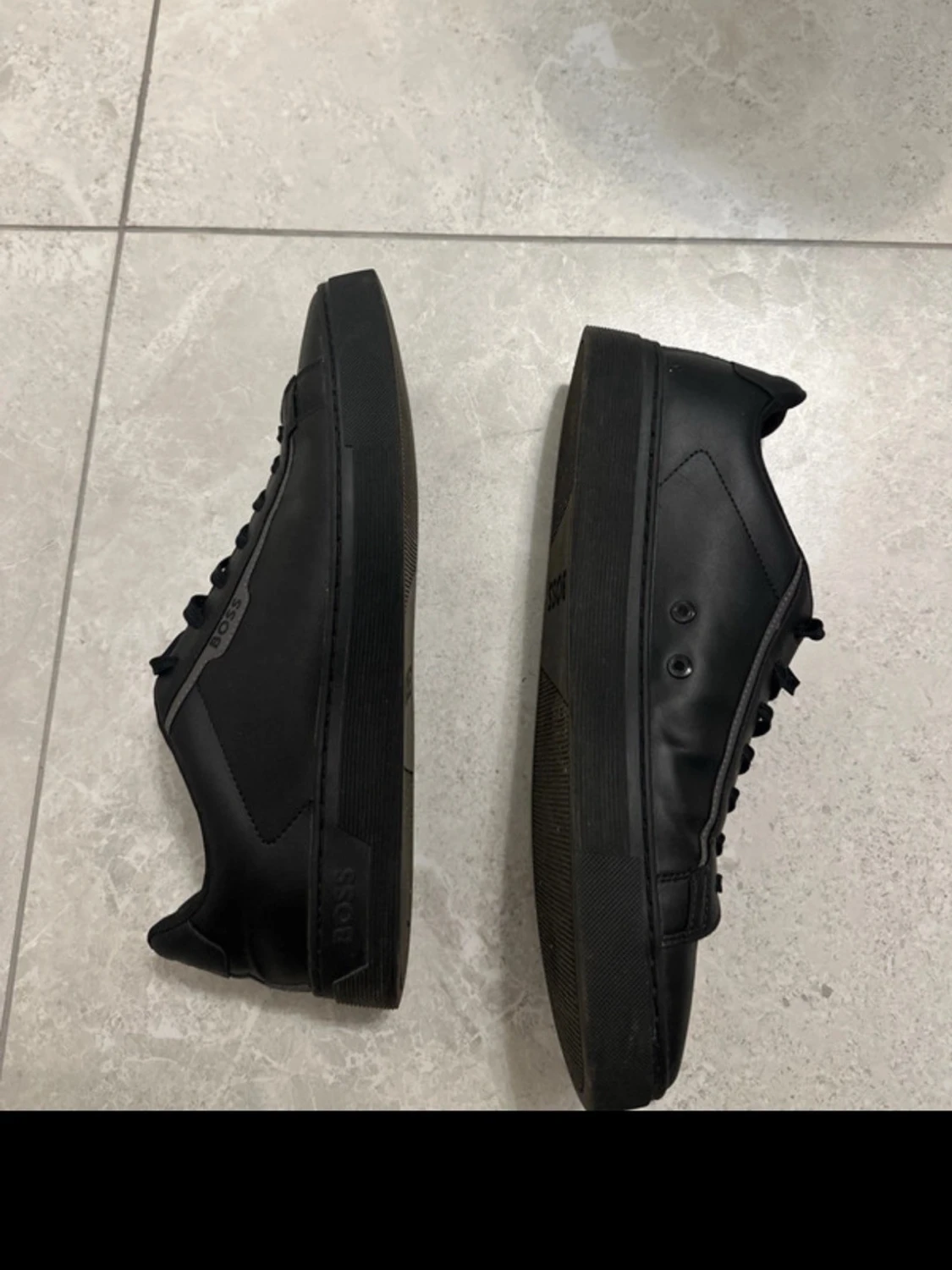 Svarta sneakers från BOSS - 2