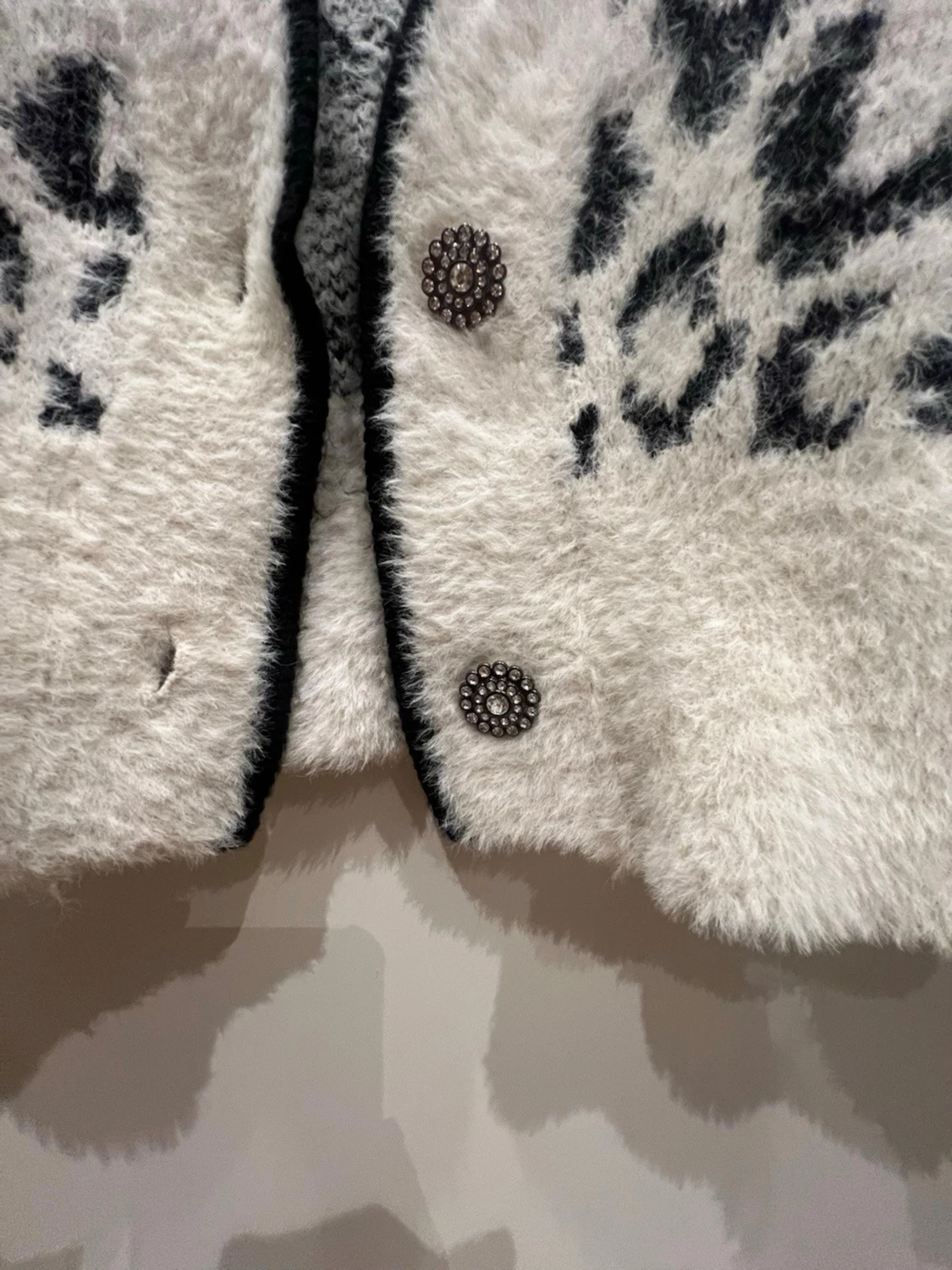 Leopardmönstrad fluffig kofta KOTON - 2