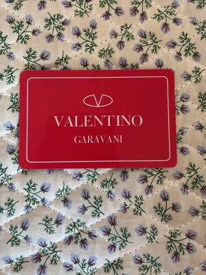 Valentino Garavani kort -  Fick kortet efter att ha beställt en Valentino skor, Kan vara kul att ha i Plånboken