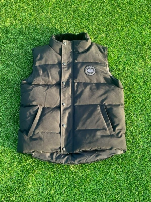 Dunväst canada goose - Som ny, inga fläck, topp kvalite, inga fel på den
