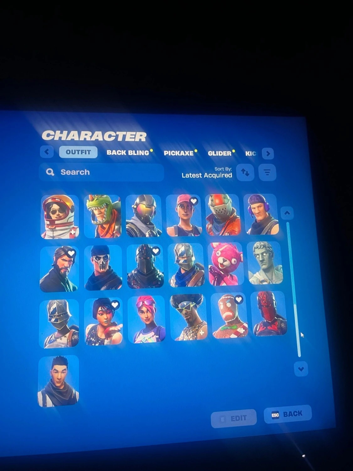 Fortnite-konto med black knight samt mycket skins - 1