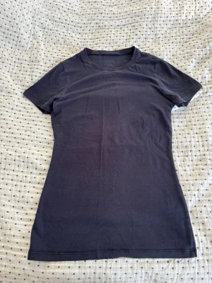 Intimissimi Dark Blue T-Shirt - Very good condition