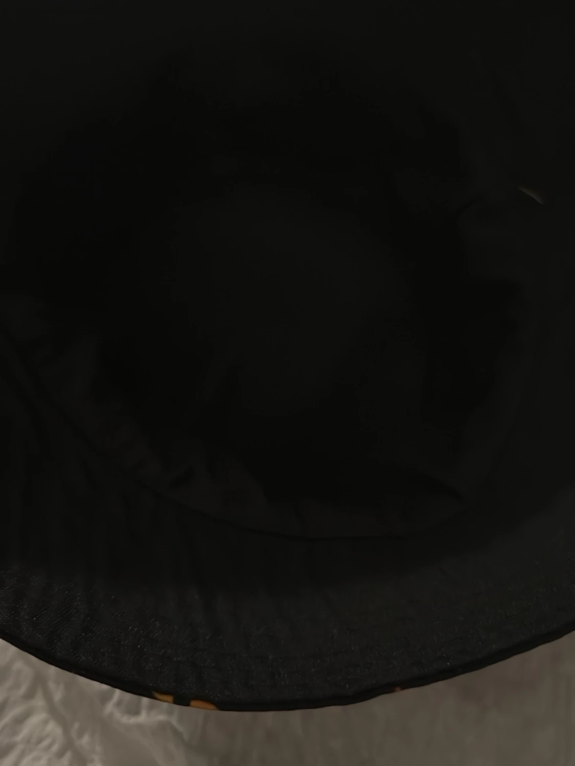 Svart bucket hat med Mickey Mouse - 1