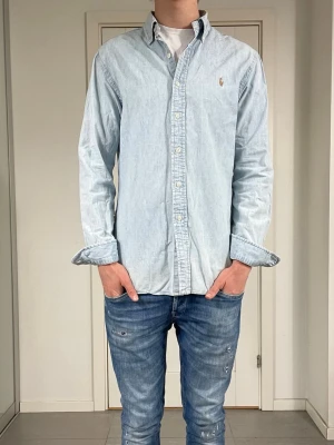 Polo Ralph Lauren skjorta  - Säljer nu denna Polo Ralph Lauren Skjorta, skriv för fler bilder/frågor🙌🏼