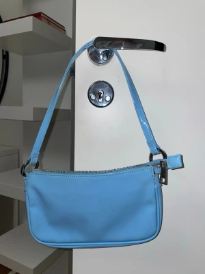 Gina Trico väska  - Snygg väska från Gina