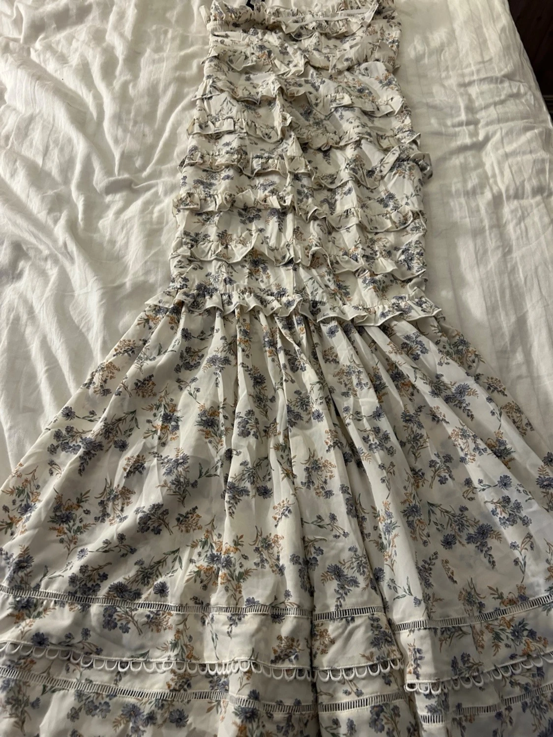 Blommig långklänning från Boohoo