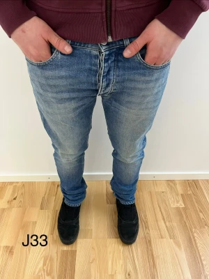 A Day’s March jeans - Blåa A Day’s March jeans. Storlek W30 L32. Hör av er vid minsta funderin!
