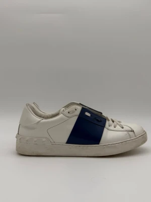 Valentino open blå - Valentino open storlek 41 passar enkelt 42,5 mycket bra skick 