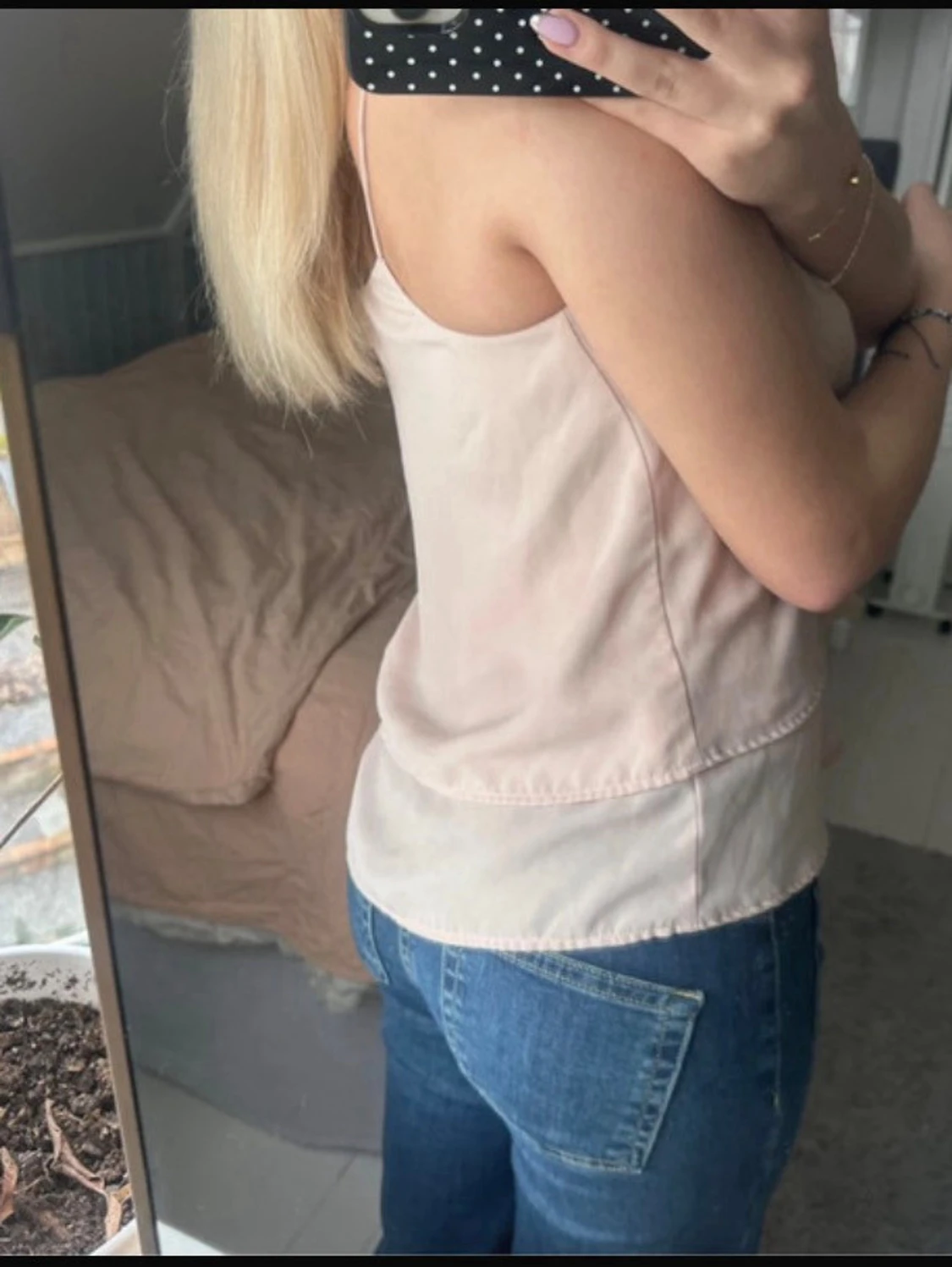 Ljusbeige linne med smala axelband - 2