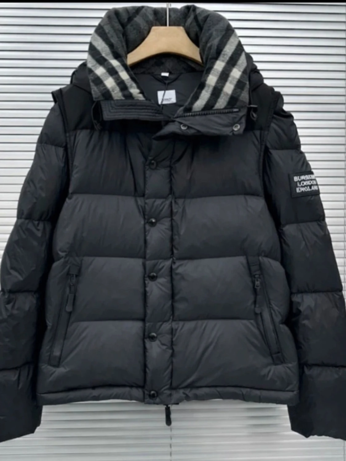 Svart jacka/väst från Burberry