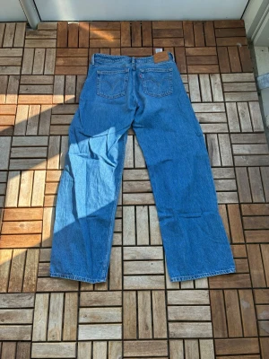 Levis low loose jeans  - Helt nya! Använda fåtal gånger                          Nypris: 1299kr