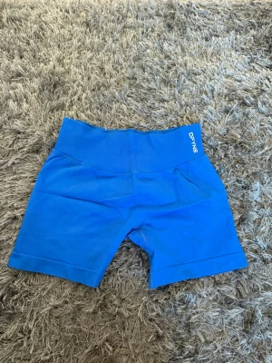 Dfyne shorts 4.5 - Träningsshorts från dfyne. Helt oanvända! 
