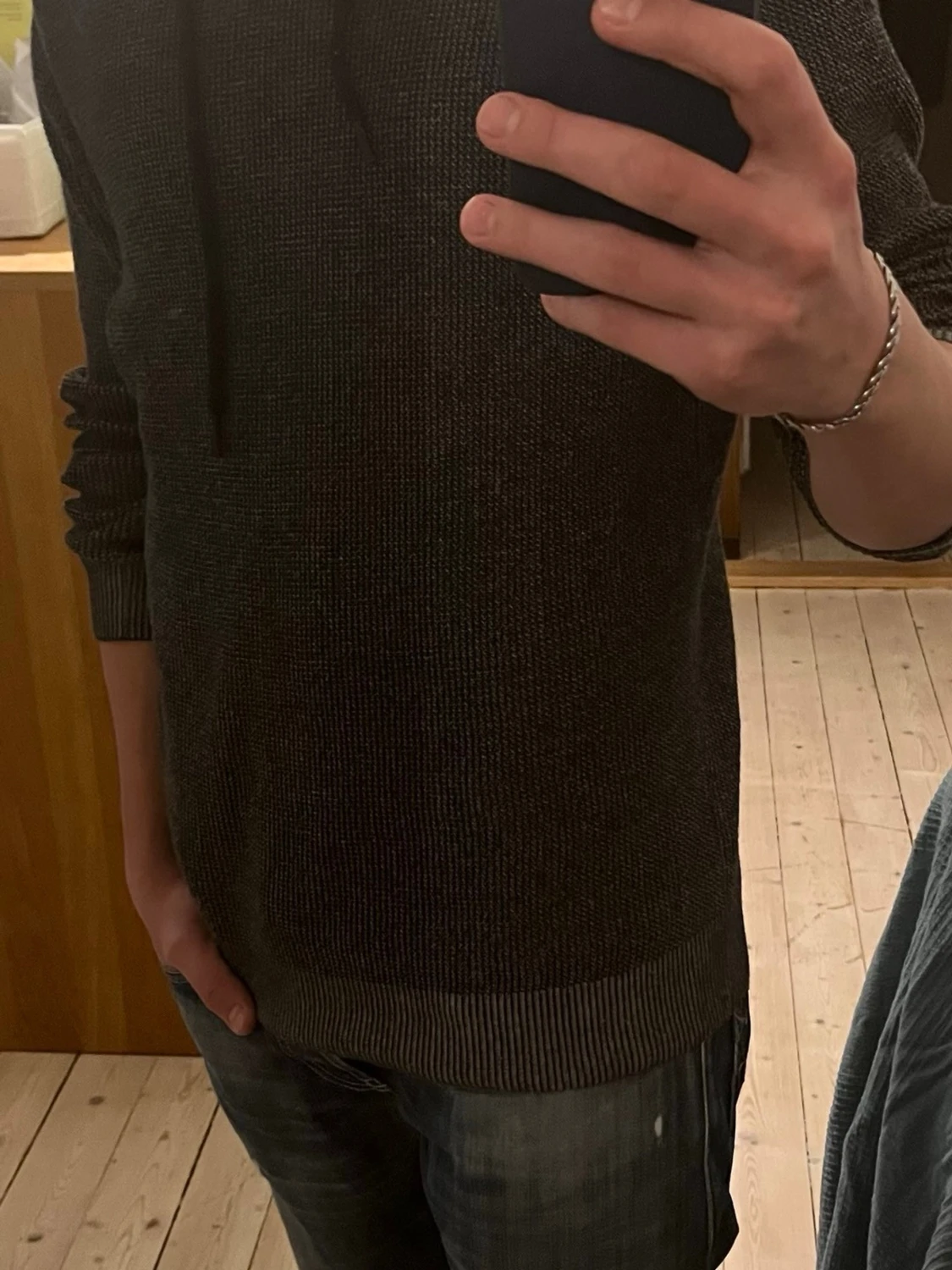 Bundle med 3 tröjor och 2 skjortor för sjukt bra pris - 3