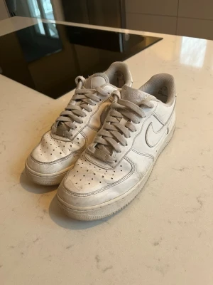 Air force one  - Säljer dessa air forces. Priset kan diskuteras vi intresse!!