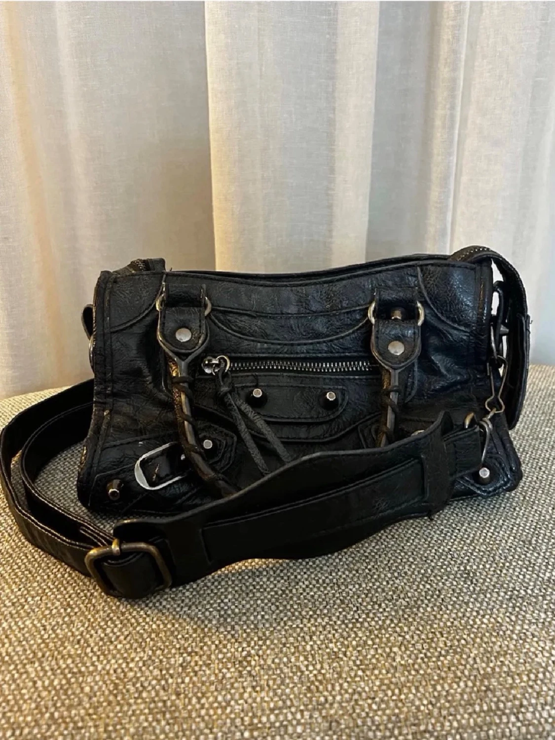 Svart mini city väska