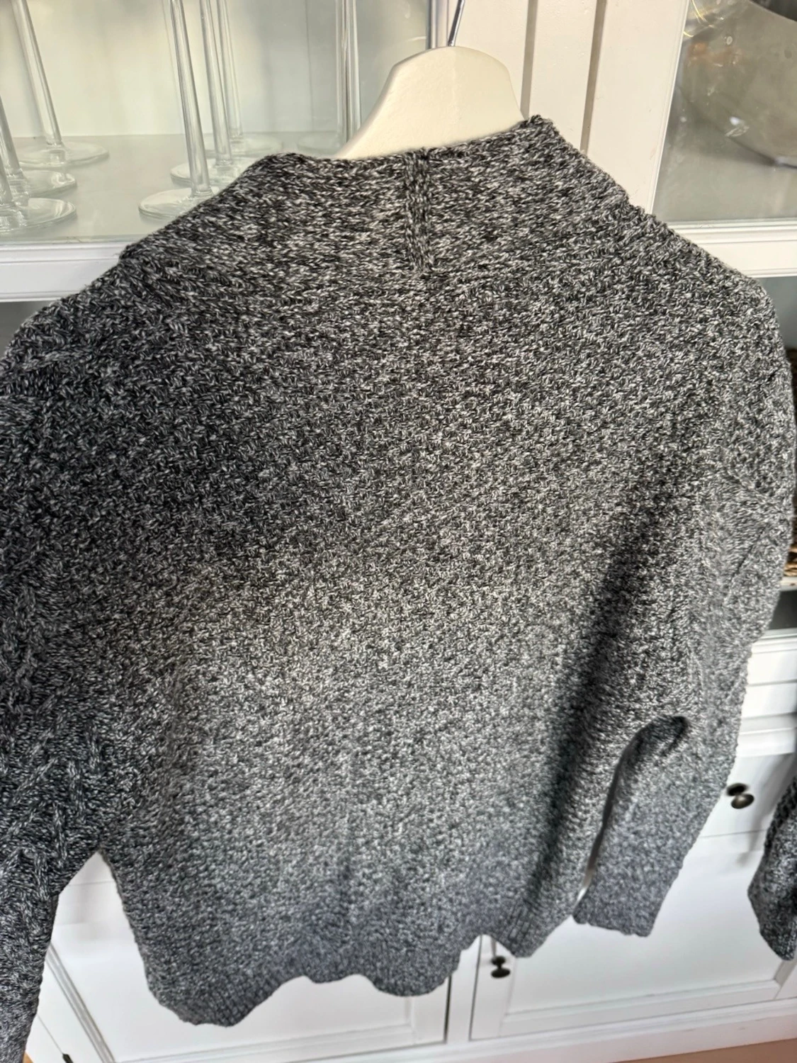 Gråmelerad kofta med sjalkrage - 2