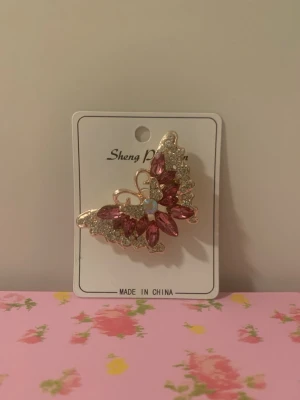 Brosch - Ny och oanvänd