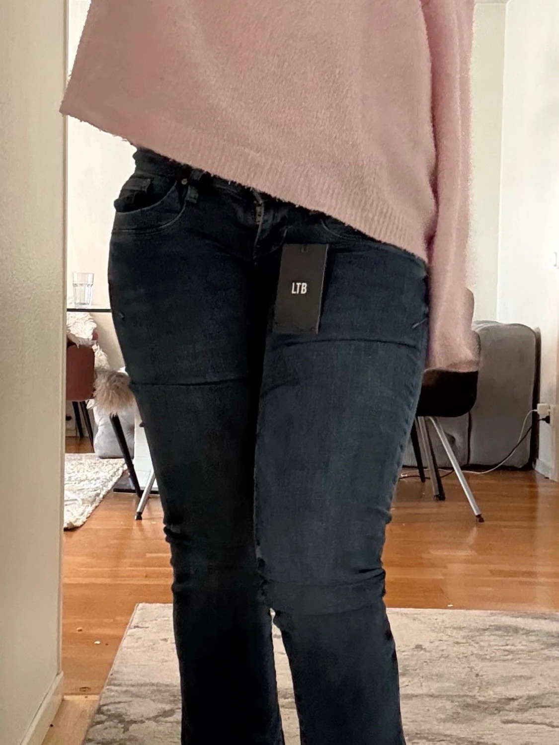 Low waist bootcut jeans från LTB