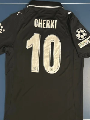 Cherki Manchester City Fotbollströja  - Helt ny Cherki Manchester City Fotbollströja i storlek M