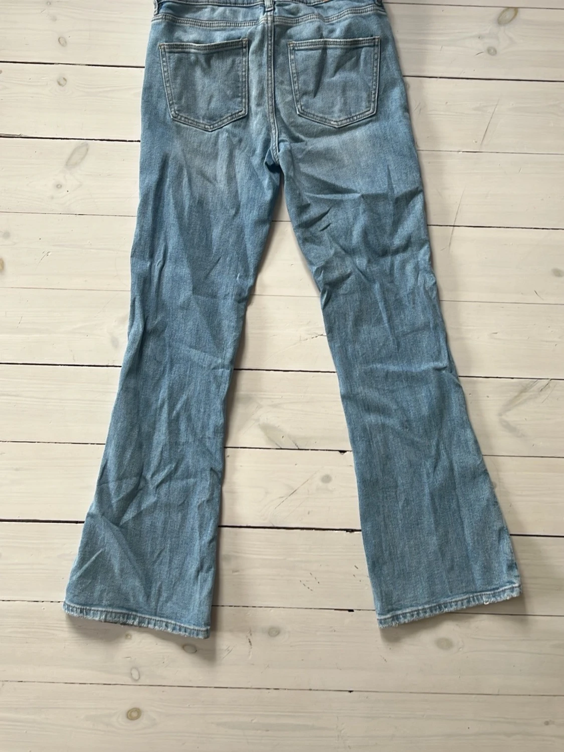 Ljusblå bootcut jeans - 1