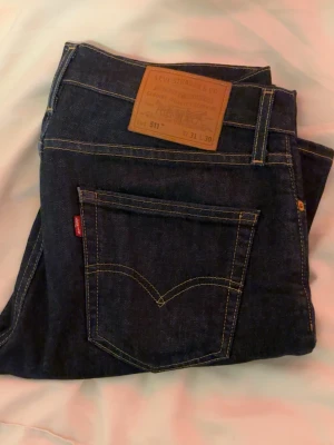 Levi's 511 mörkblå jeans - Levis 511 staright leg W30 L30
