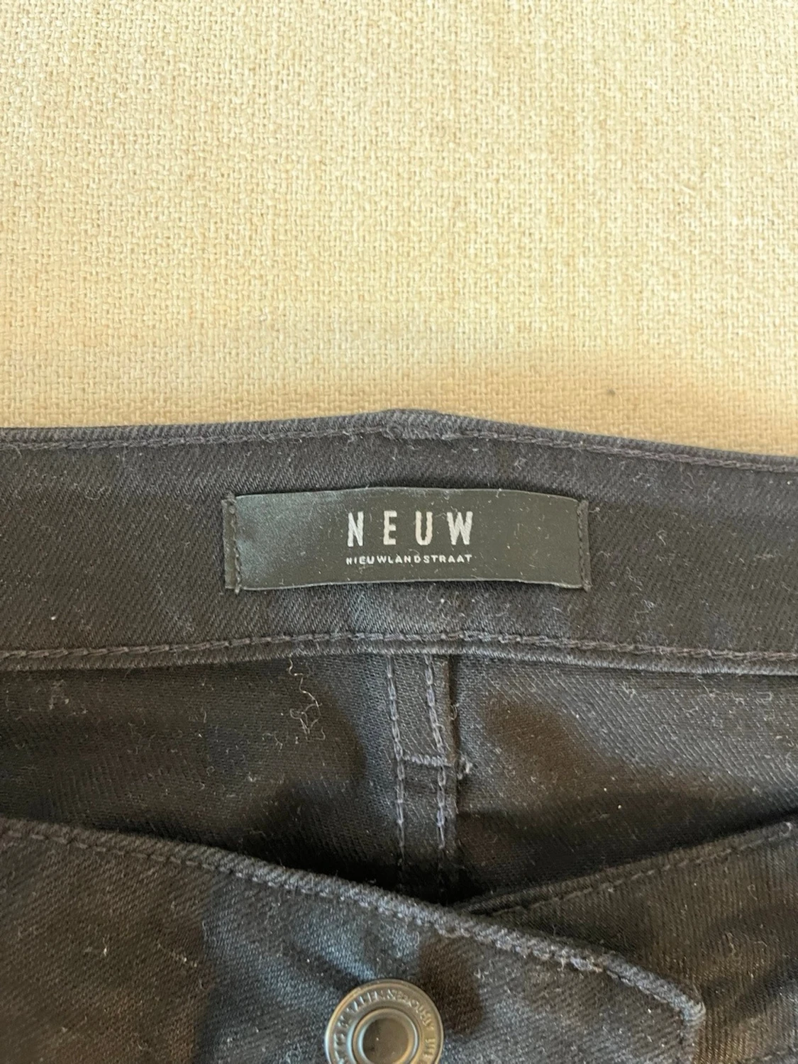 Svarta Neuw jeans  - 1