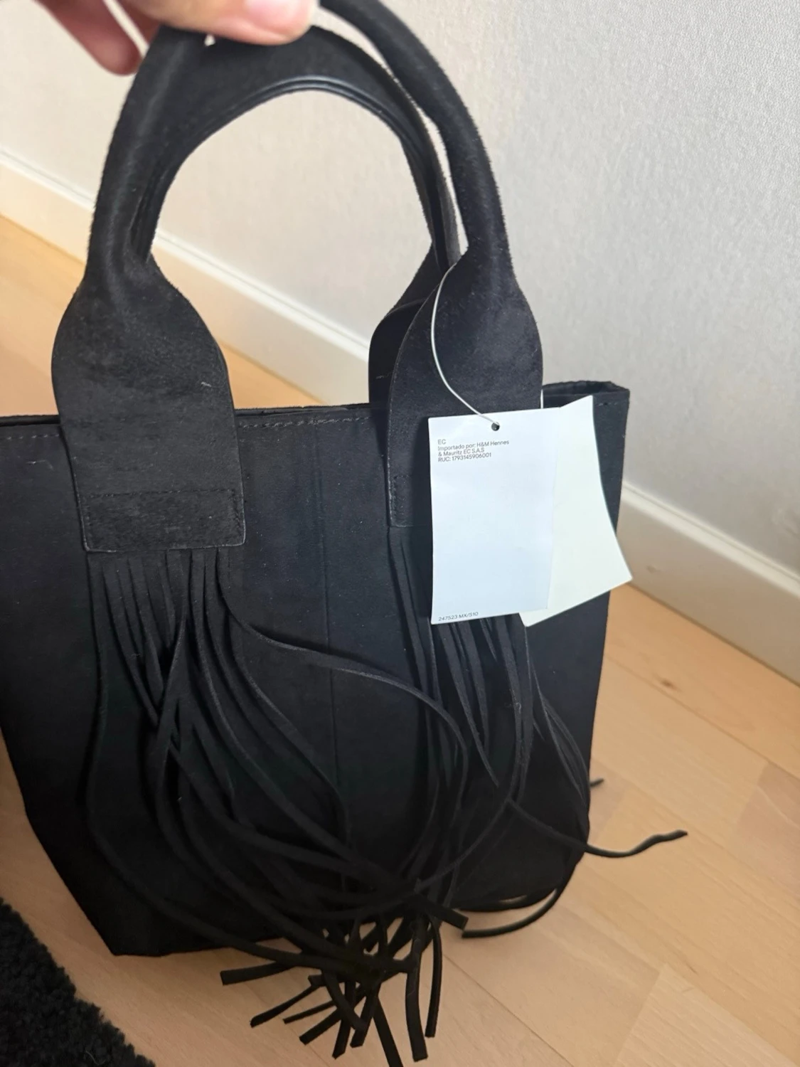 Svart handväska med fransar H&M Divided