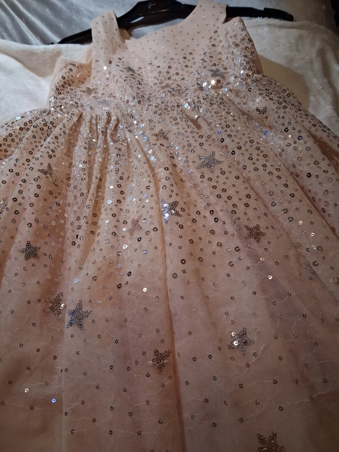 Ljusrosa klänning med glitter - 1