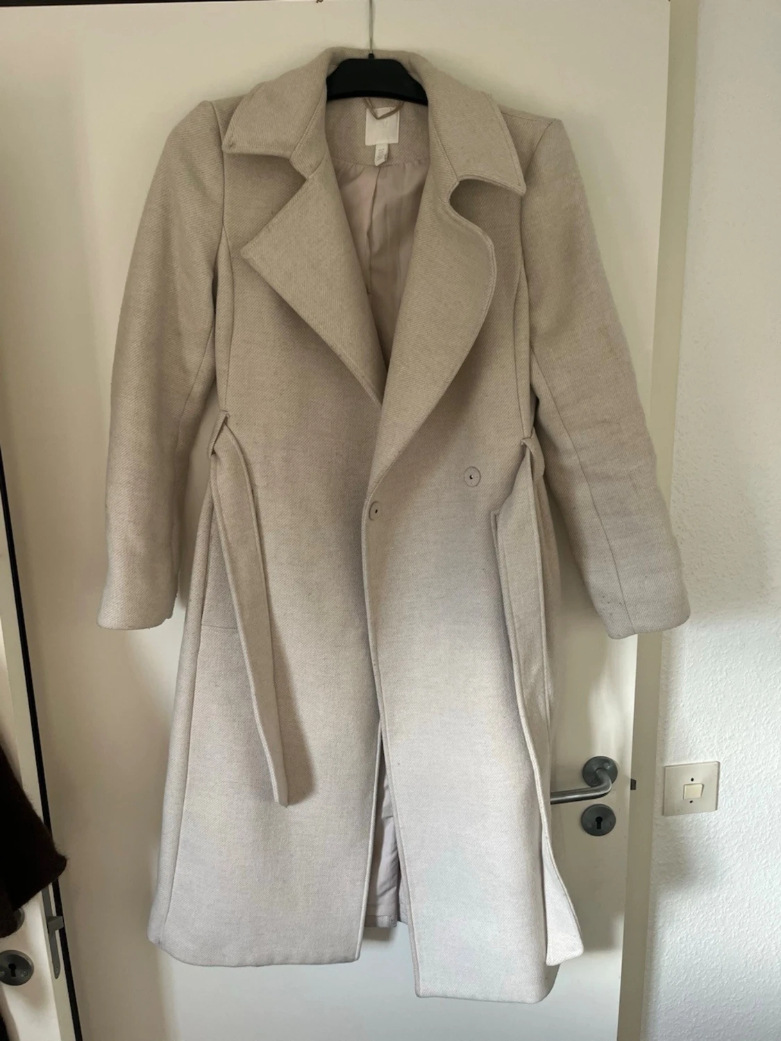 Beige kappa med knytskärp - 2