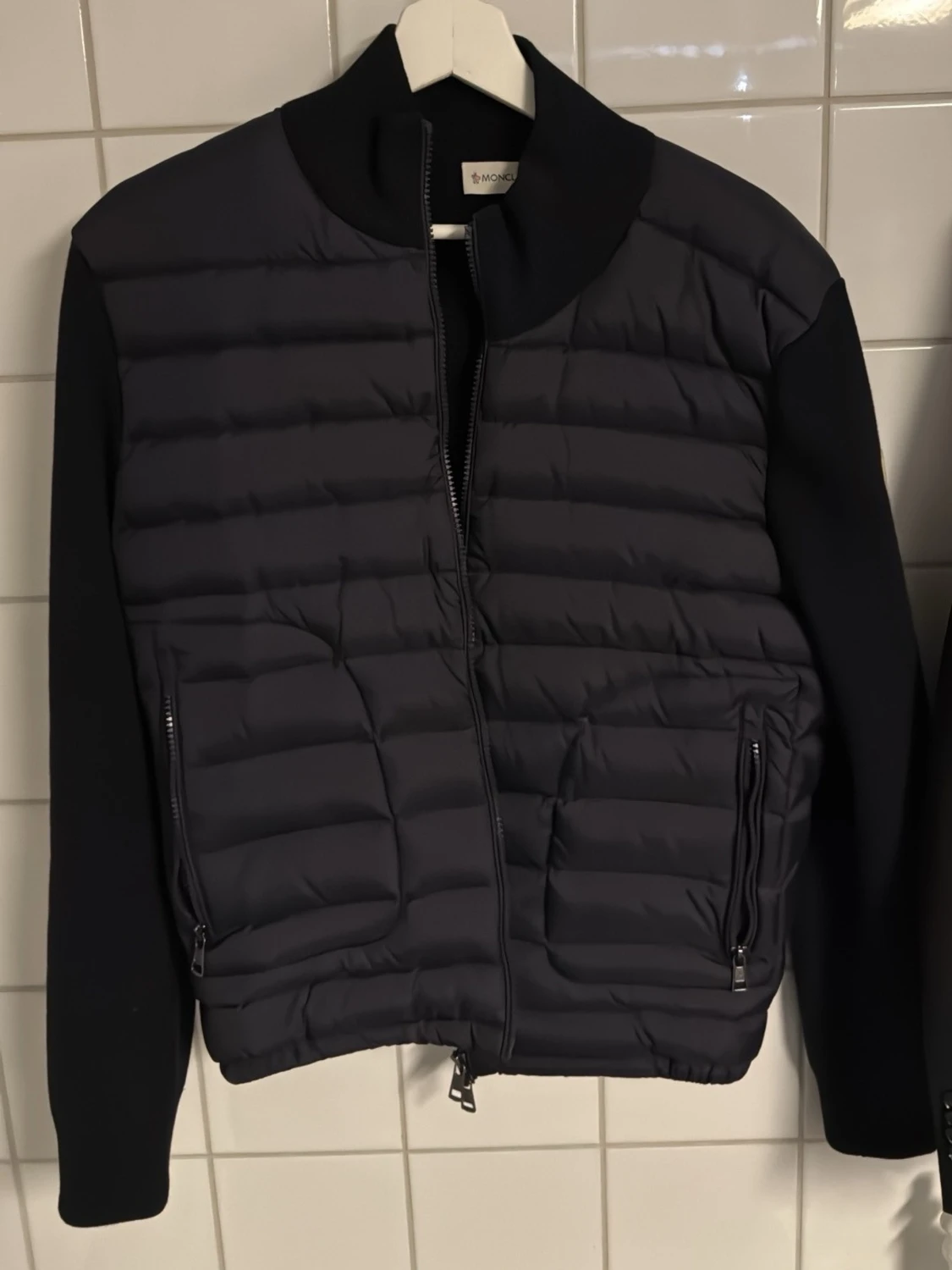 Svart quiltad cardiganjacka Moncler
