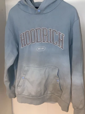 Hoodrich hoodie - Ljusblå Hoodrich hoodie storlek L köpt på JD sports 