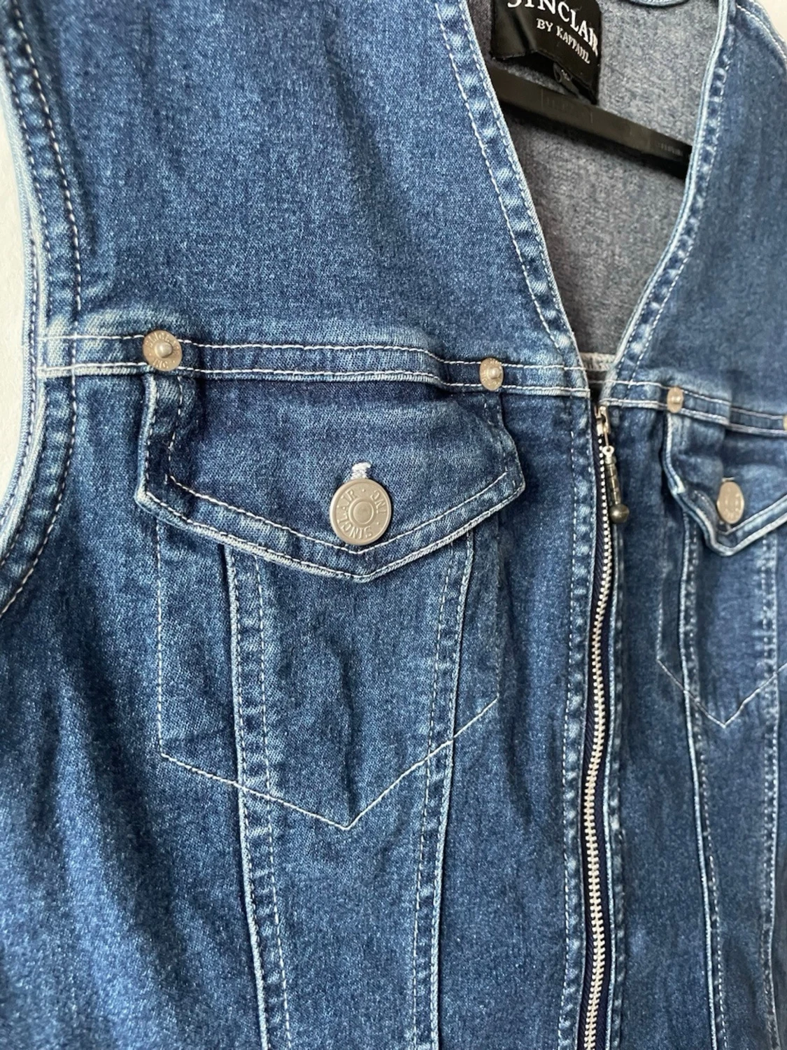 Blå jeansväst från Sinclair - 1