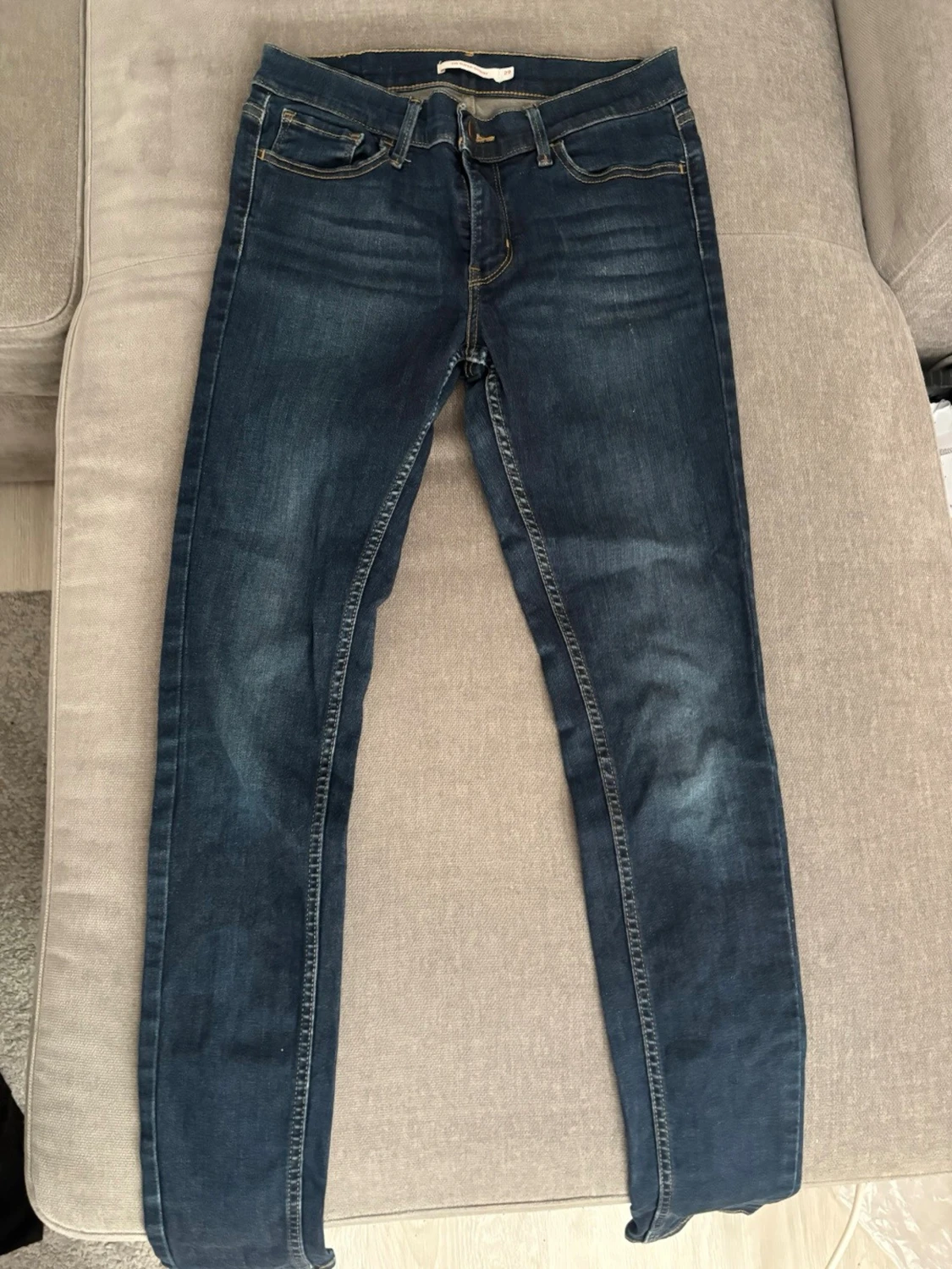 Mörkblå Levi's jeans superskinny 29/32 - 2