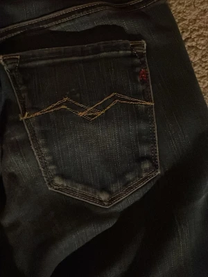 Replay jeans - Ett par tvär feta replay jeans, inte använda så mycket, W27 L30, priset går att diskutera