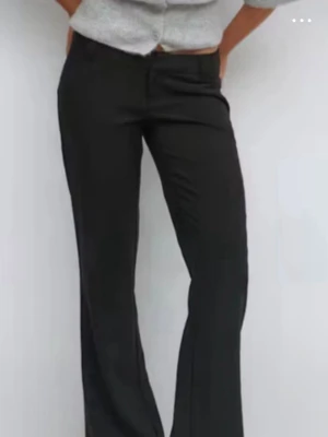 Fina lågmidjade kostymbyxor  - Fina byxor 