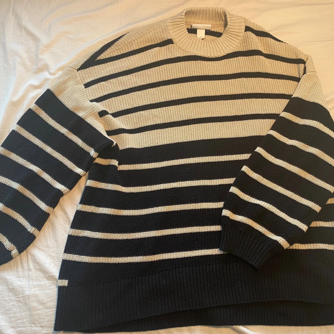 Randig stickad tröja🧶 - 1