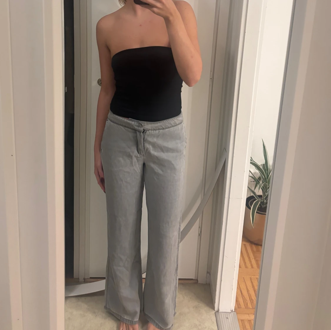 Ljusgråa raka kostymbyxor  - 2