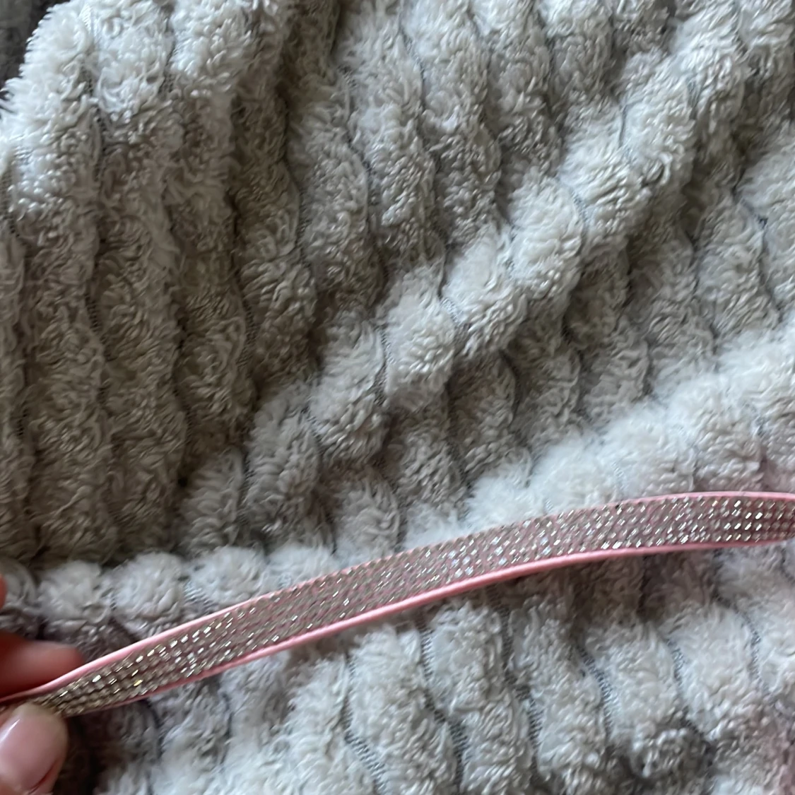 Rosa spets korsett med strassdetaljer  - 2